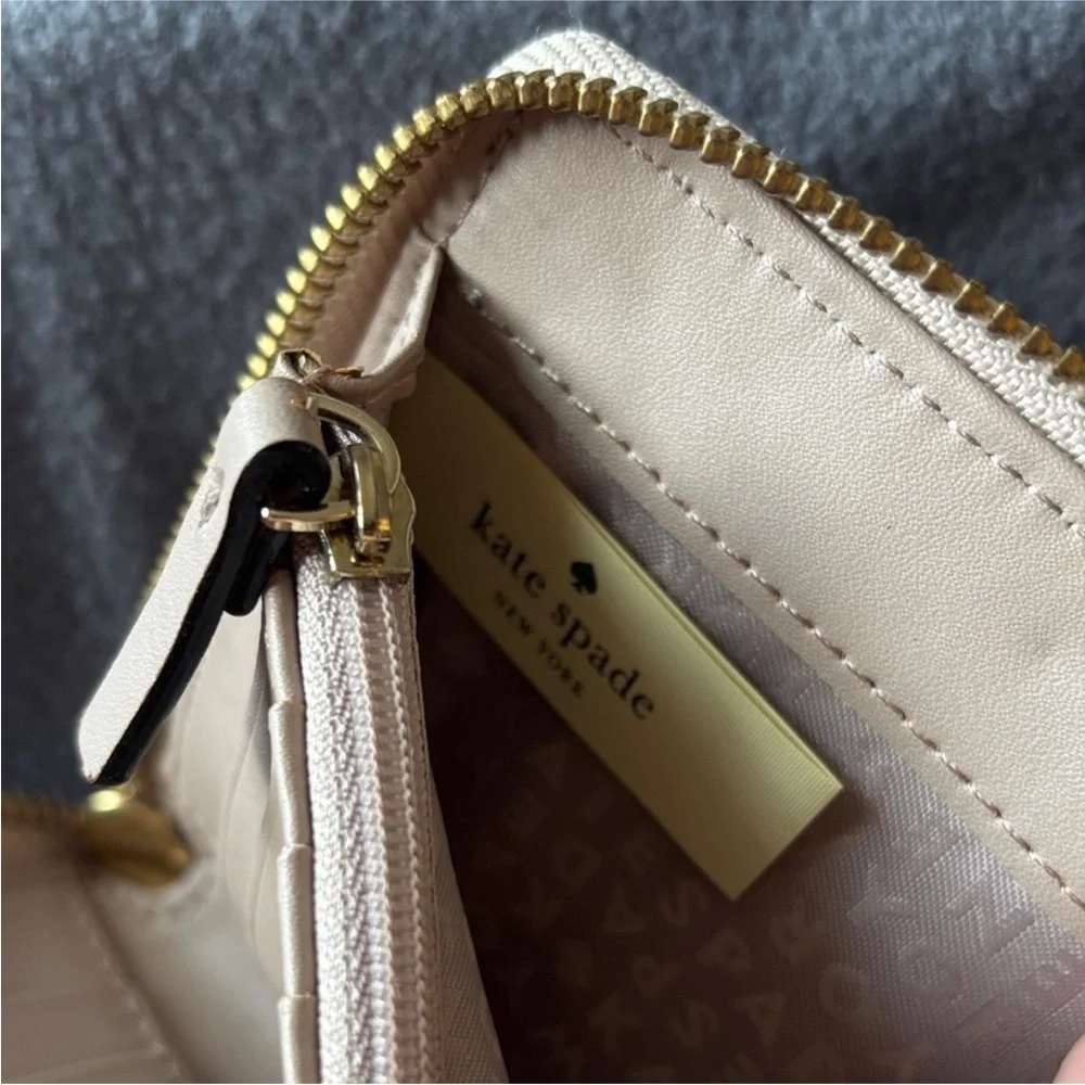 Kate Spade NY Double Zip Full  Size Wallet / Wristlet, Taupe Leather